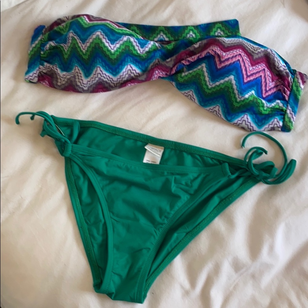 Bathing suit